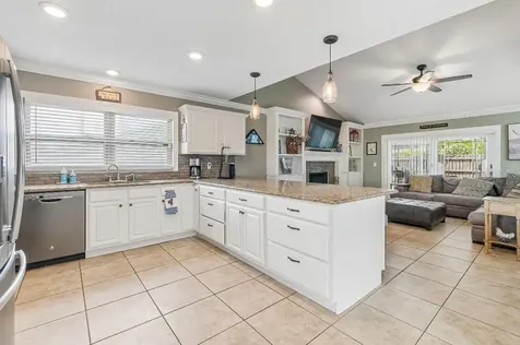 4009 Mountain Springs Lane Tampa FL 33624