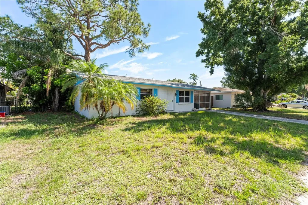 5015 Brookmeade Drive Sarasota FL 34232