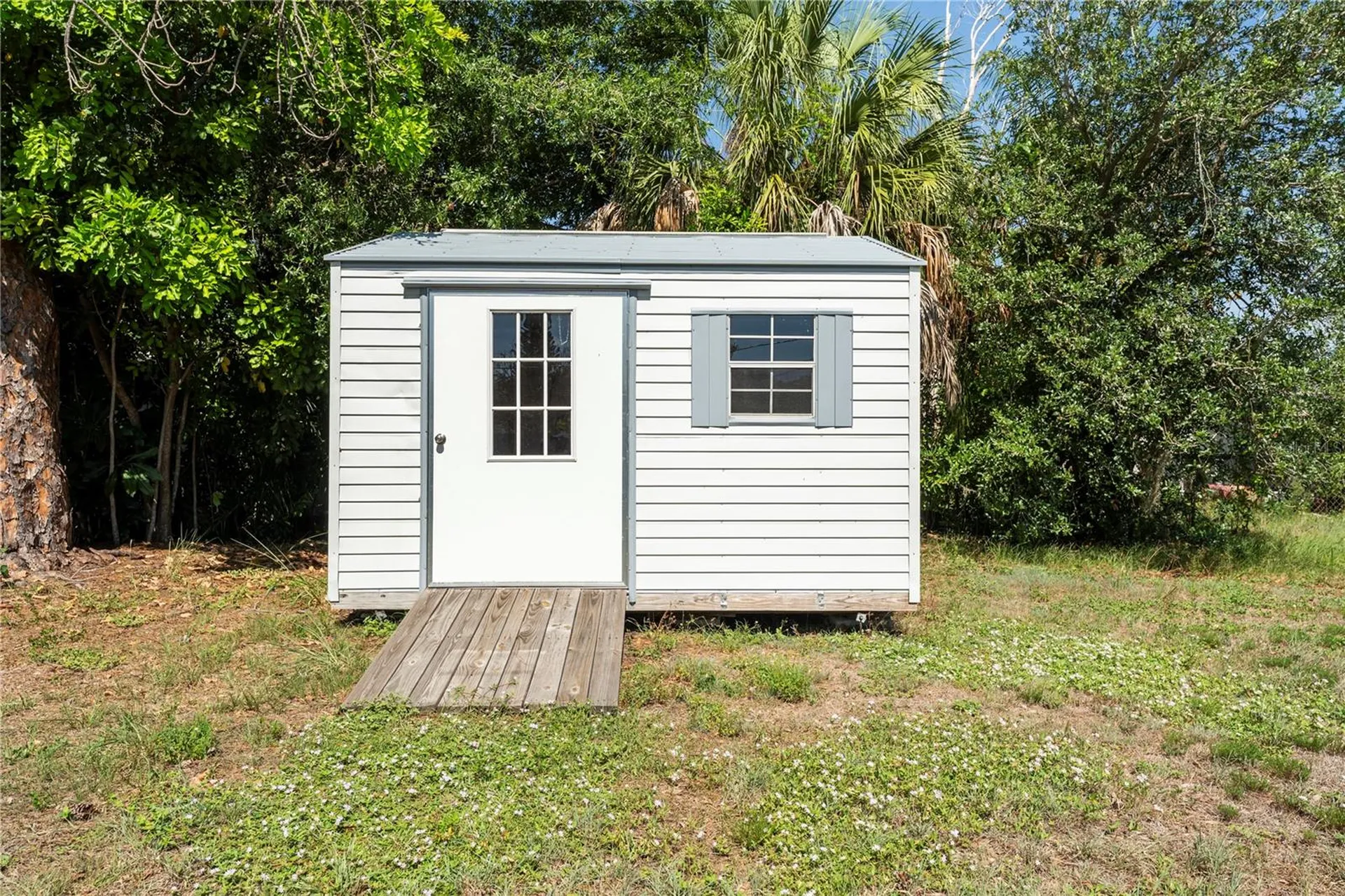 5015 Brookmeade Drive Sarasota FL 34232