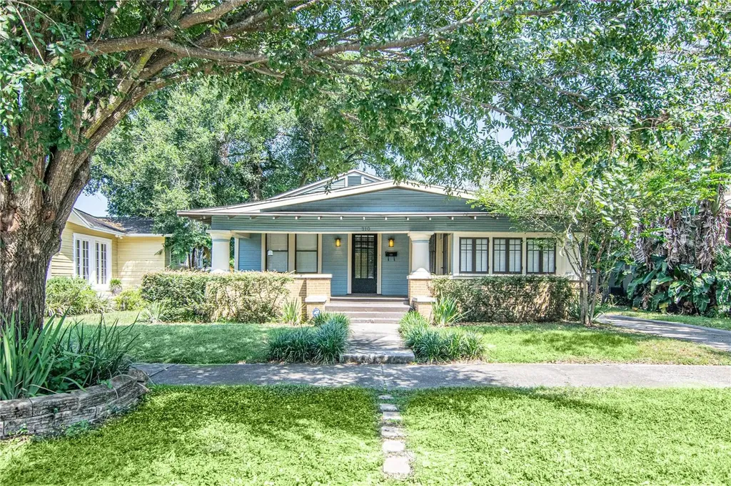 310 E Idlewild Avenue Tampa FL 33604