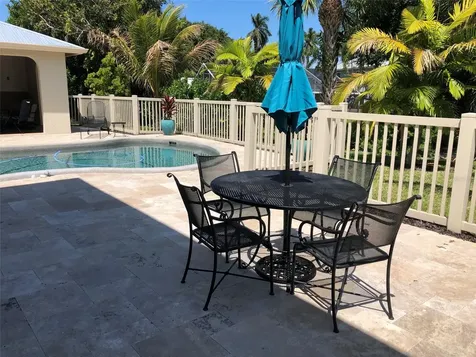 8202 17th Avenue W Bradenton FL 34209