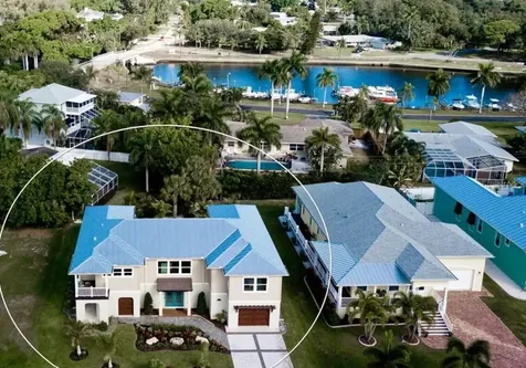 8202 17th Avenue W Bradenton FL 34209
