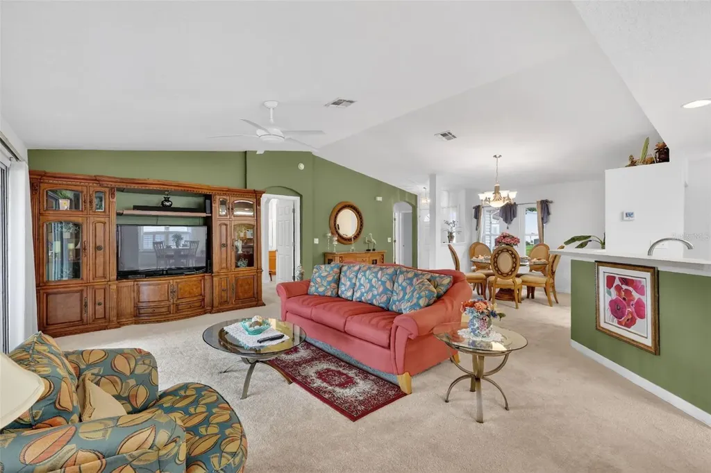 751 Old Oaks Lane Leesburg FL 34748