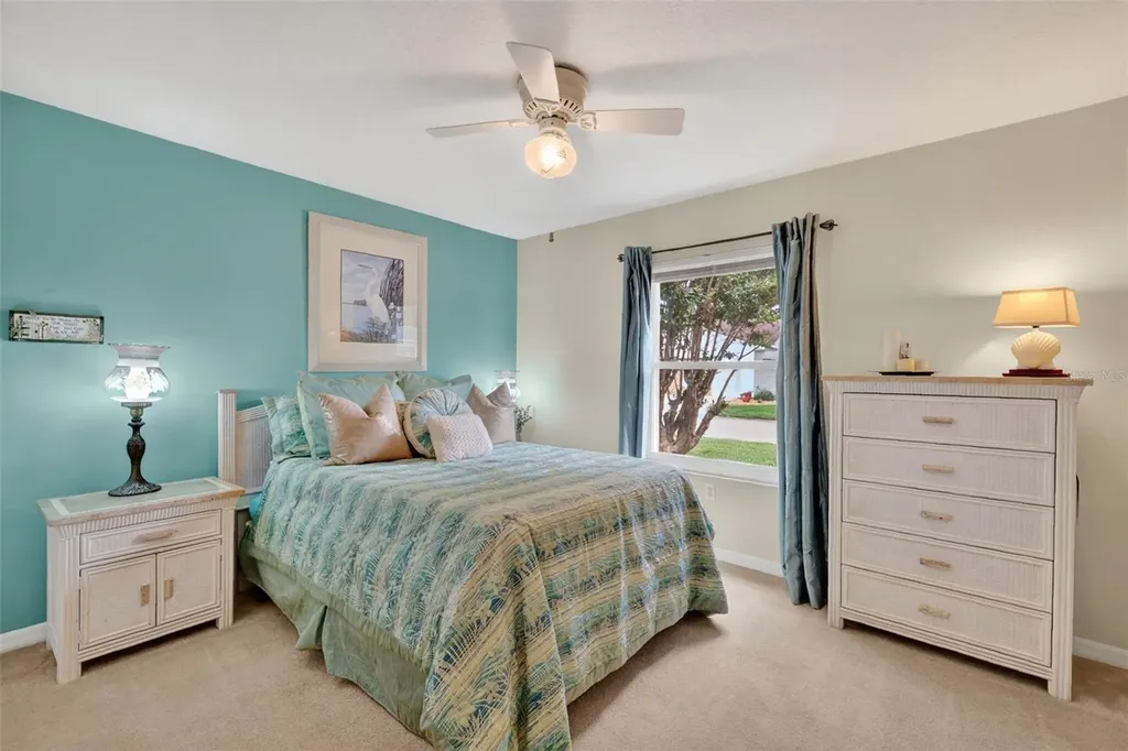 751 Old Oaks Lane Leesburg FL 34748