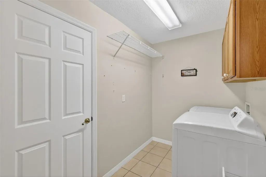 751 Old Oaks Lane Leesburg FL 34748
