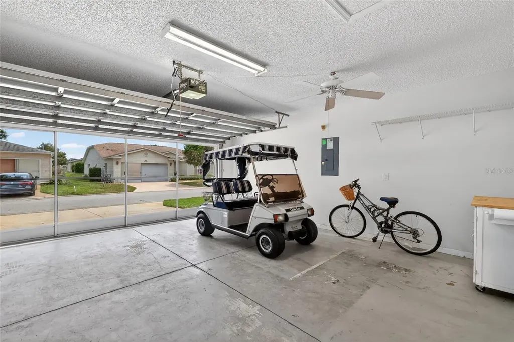 751 Old Oaks Lane Leesburg FL 34748