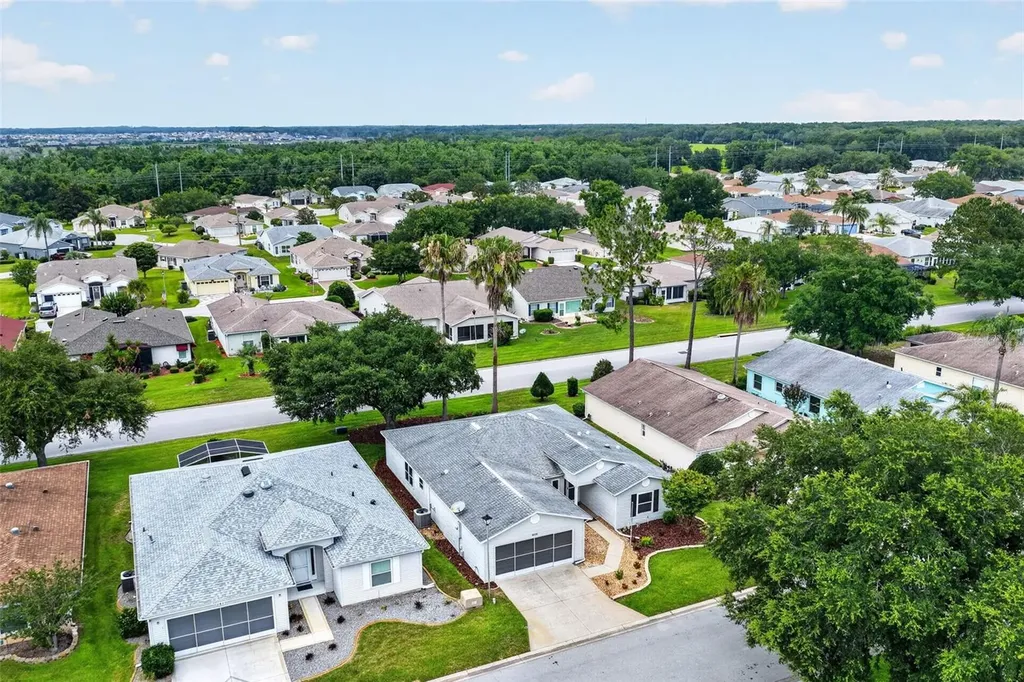 751 Old Oaks Lane Leesburg FL 34748