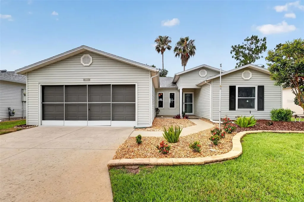 751 Old Oaks Lane Leesburg FL 34748