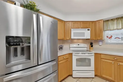 751 Old Oaks Lane Leesburg FL 34748