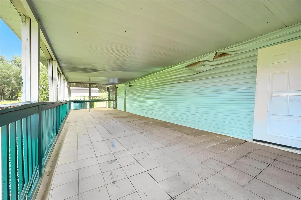 7120 20th Street Zephyrhills FL 33540