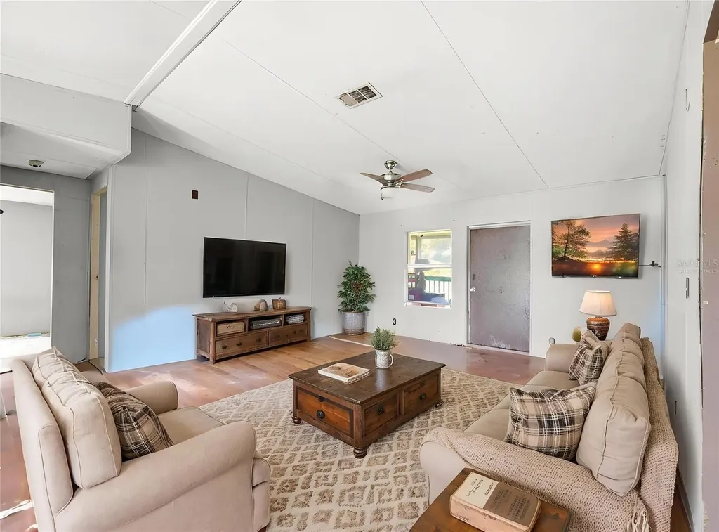 7120 20th Street Zephyrhills FL 33540
