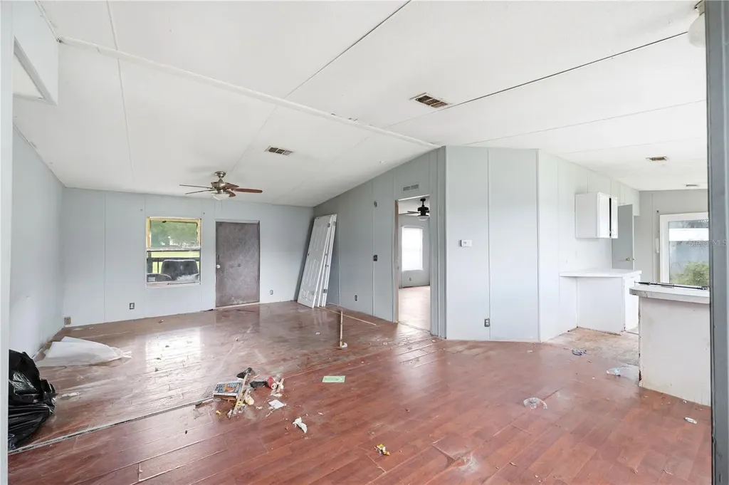 7120 20th Street Zephyrhills FL 33540