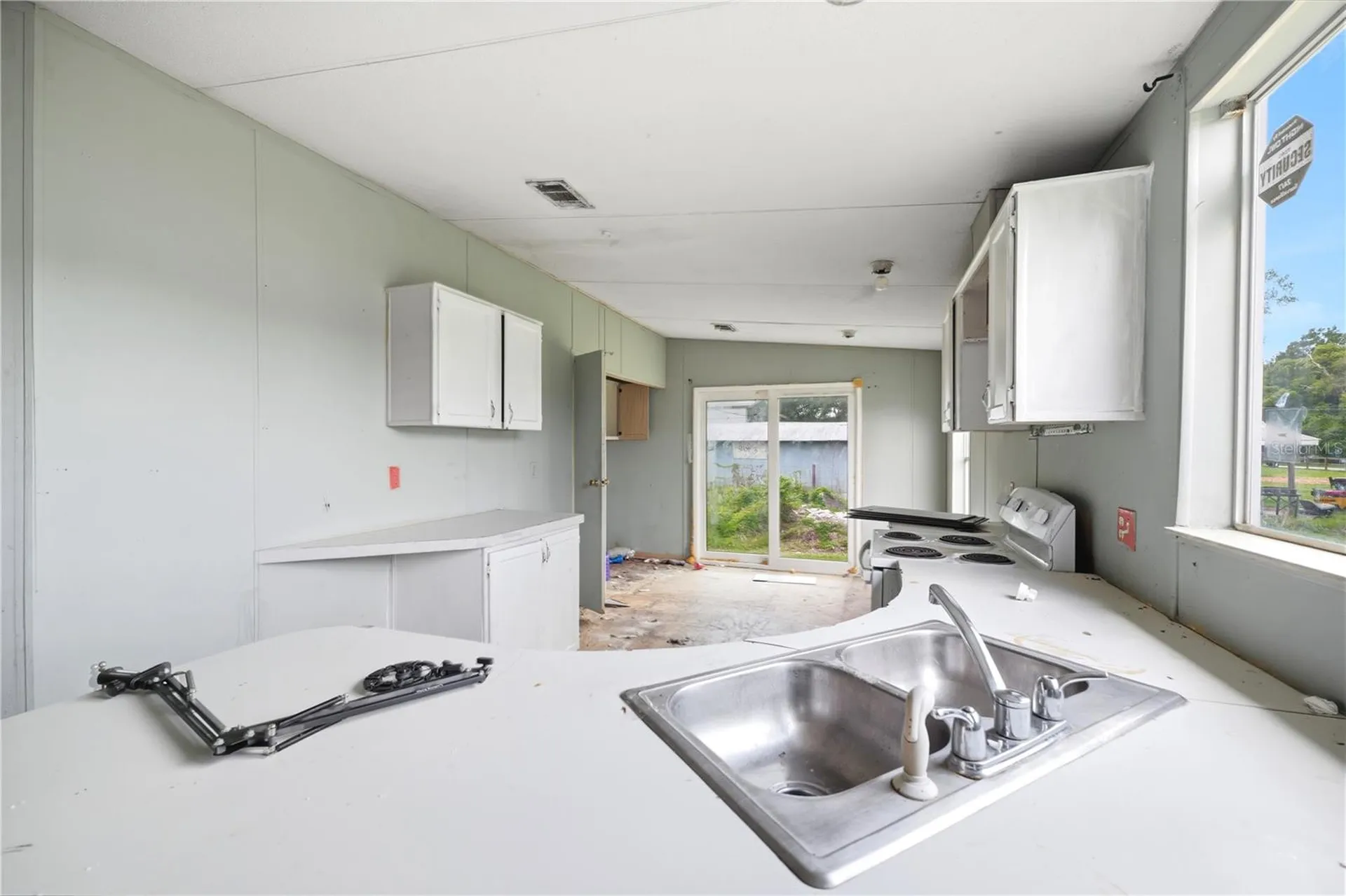 7120 20th Street Zephyrhills FL 33540