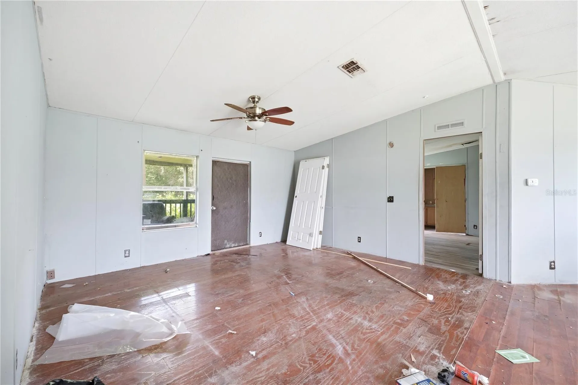 7120 20th Street Zephyrhills FL 33540