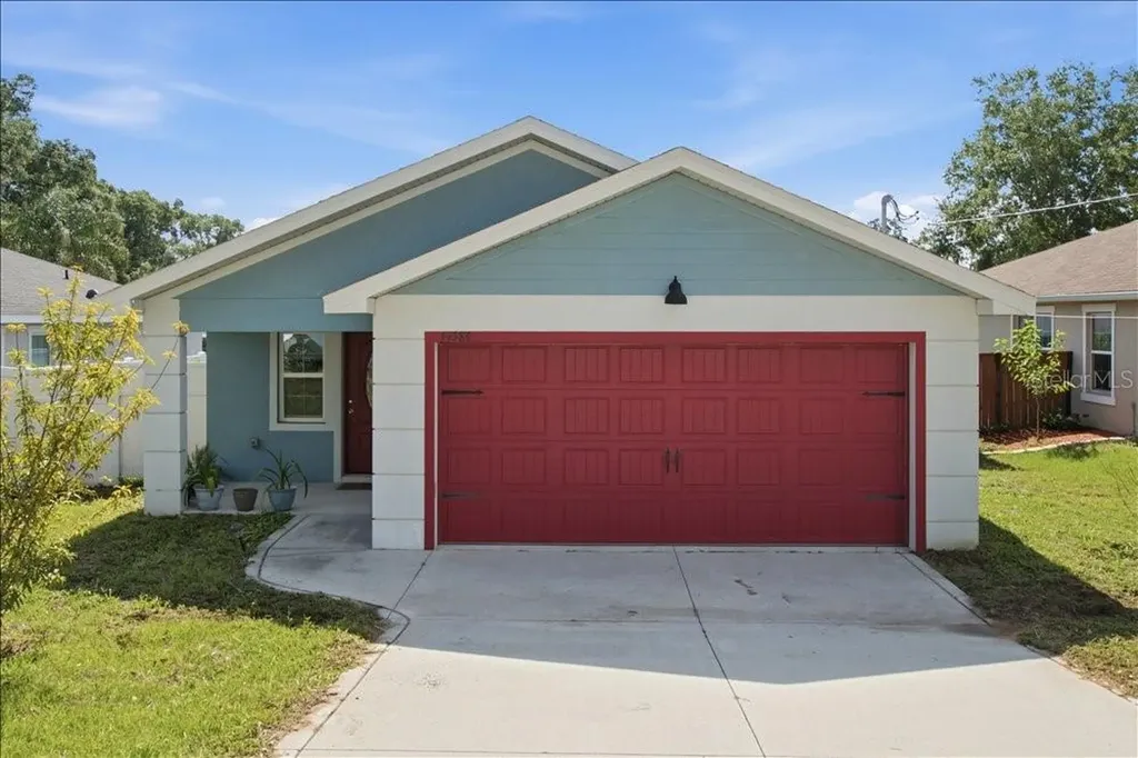 14584 20th Street Dade City FL 33523