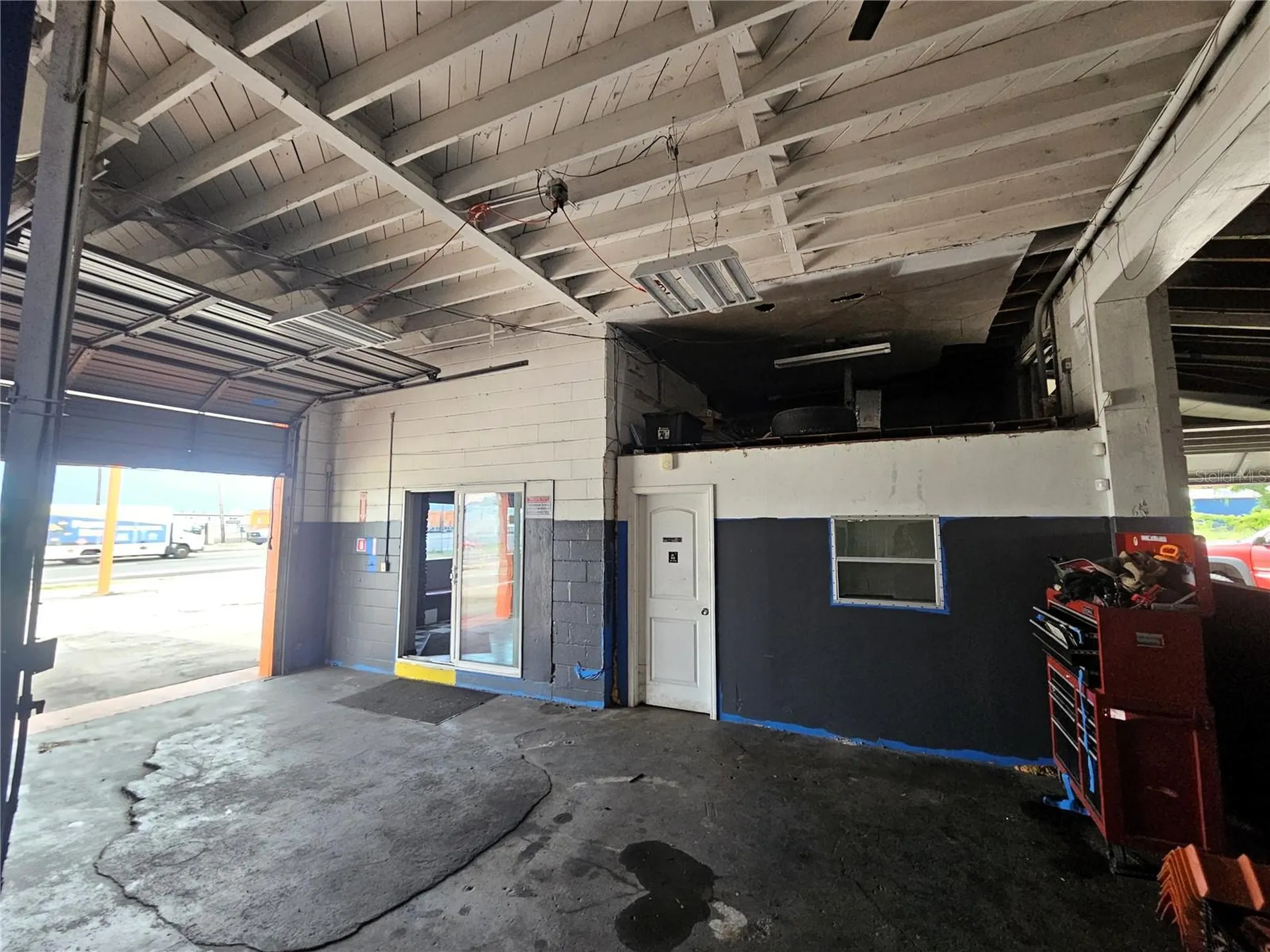 15217 Us Highway 301 Dade City FL 33523