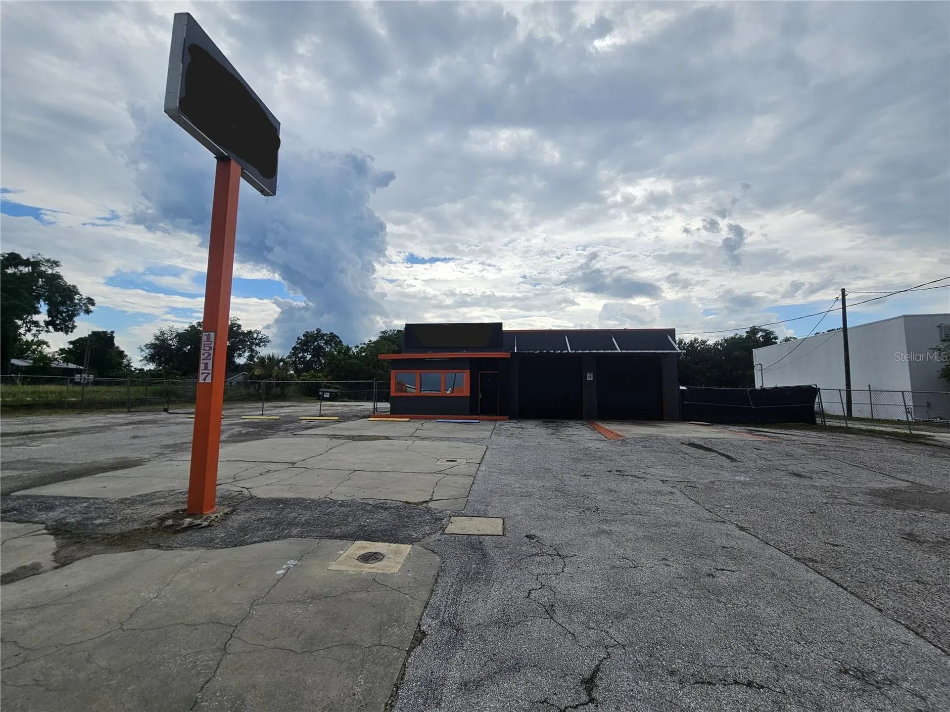 15217 Us Highway 301 Dade City FL 33523