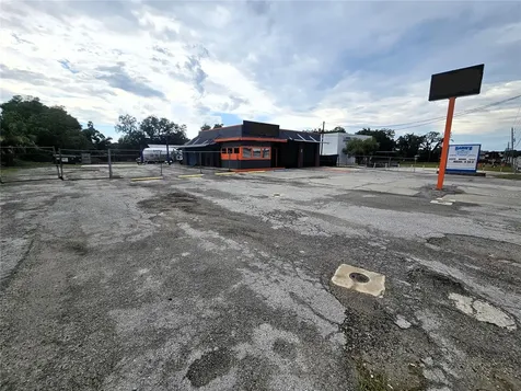 15217 Us Highway 301 Dade City FL 33523