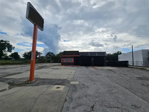 15217 Us Highway 301 Dade City FL 33523