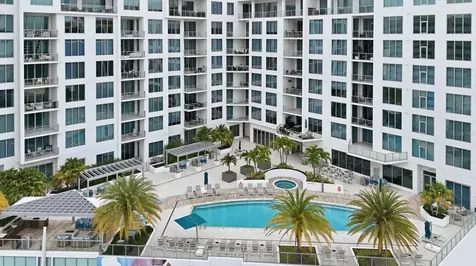 111 S Pineapple Avenue Sarasota FL 34236