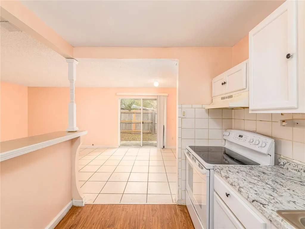 8702 Fish Lake Road Tampa FL 33619