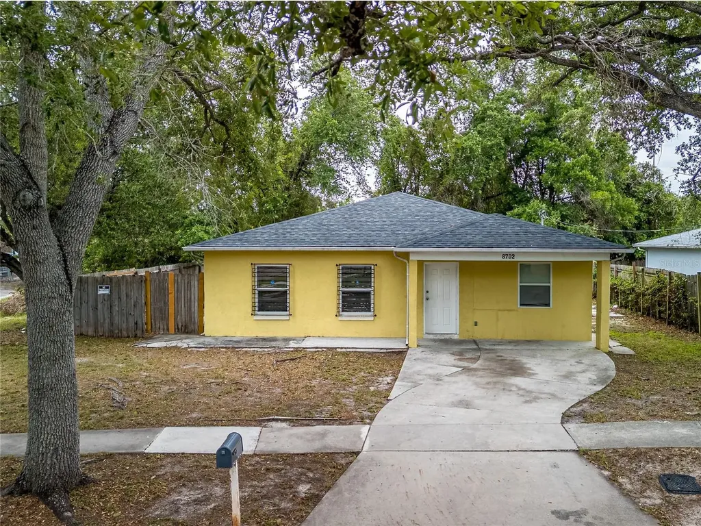 8702 Fish Lake Road Tampa FL 33619