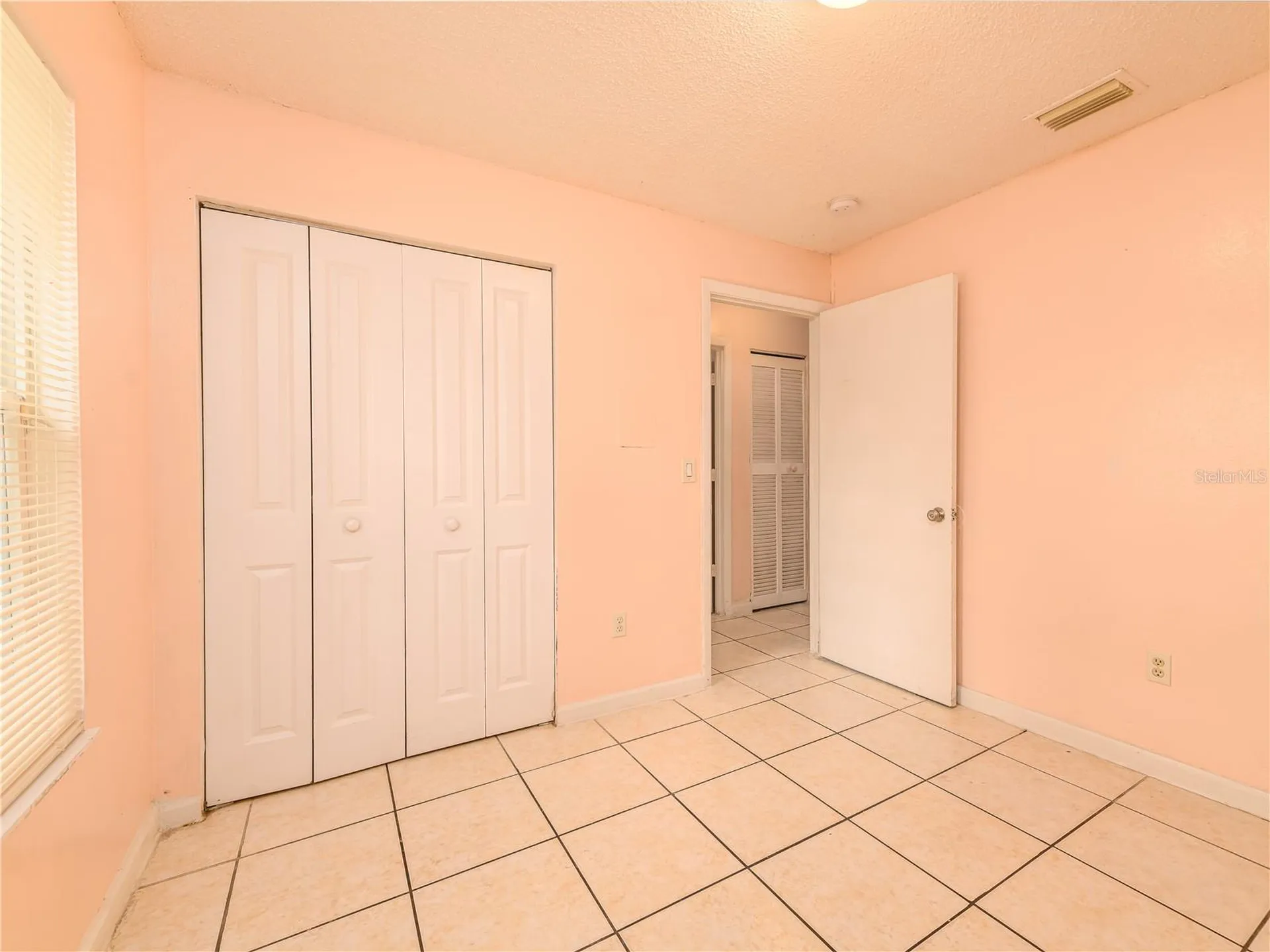 8702 Fish Lake Road Tampa FL 33619