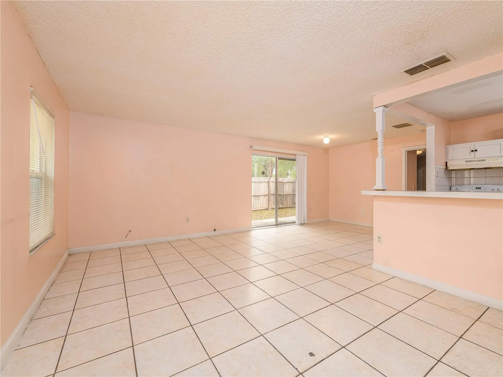 8702 Fish Lake Road Tampa FL 33619