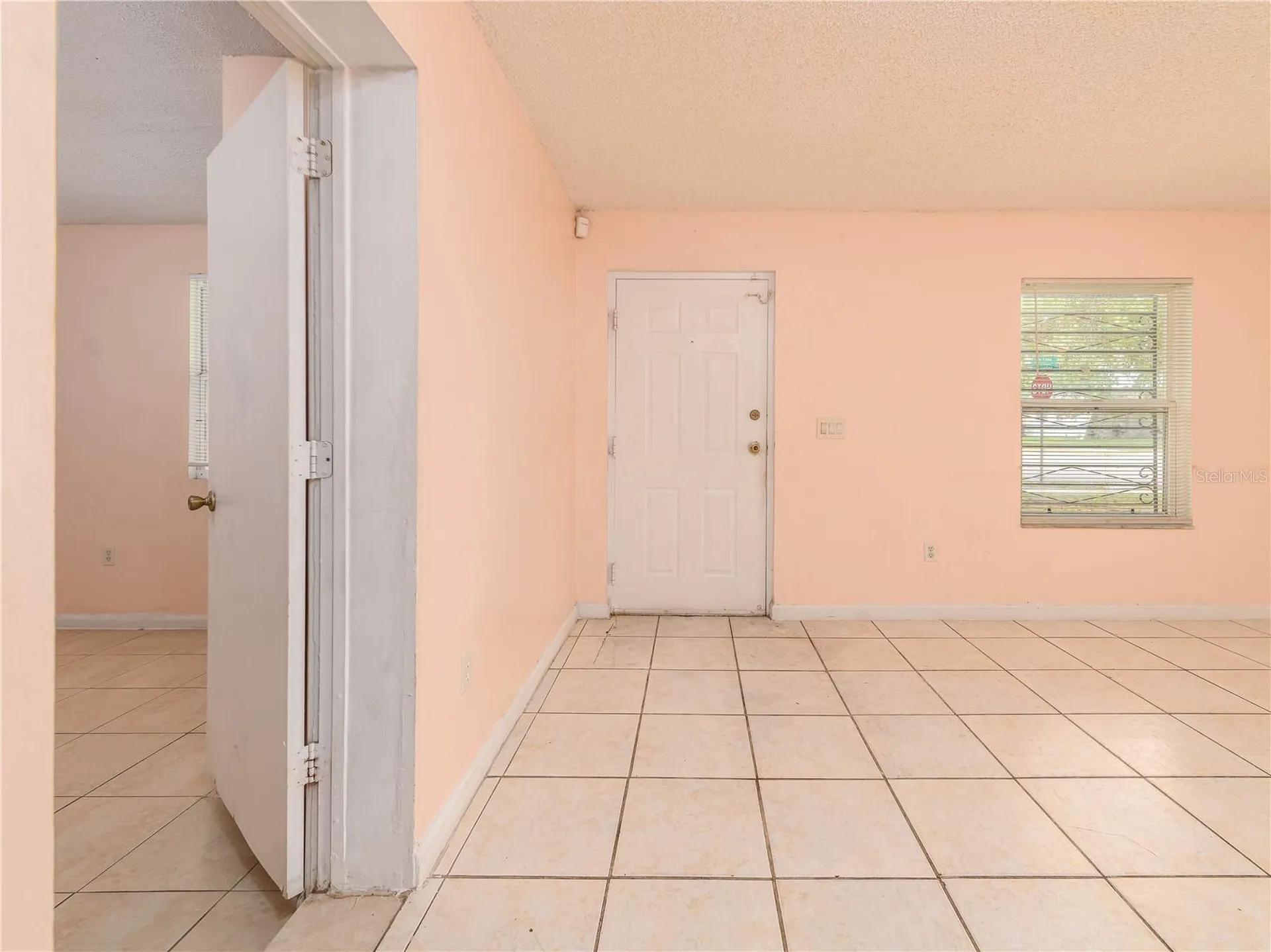 8702 Fish Lake Road Tampa FL 33619