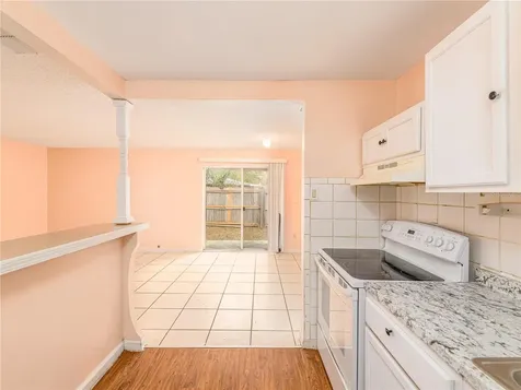 8702 Fish Lake Road Tampa FL 33619