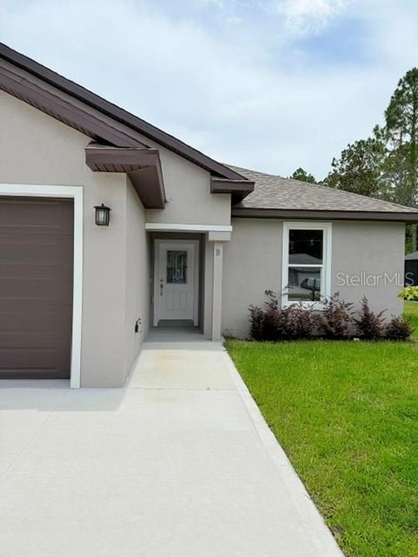 16 Slumberland Path Palm Coast FL 32164