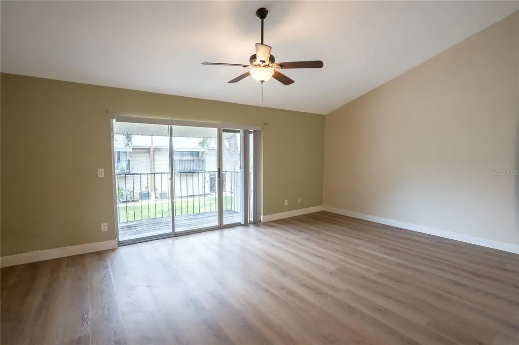 5409 Sweetwater Terrace Circle Tampa FL 33634