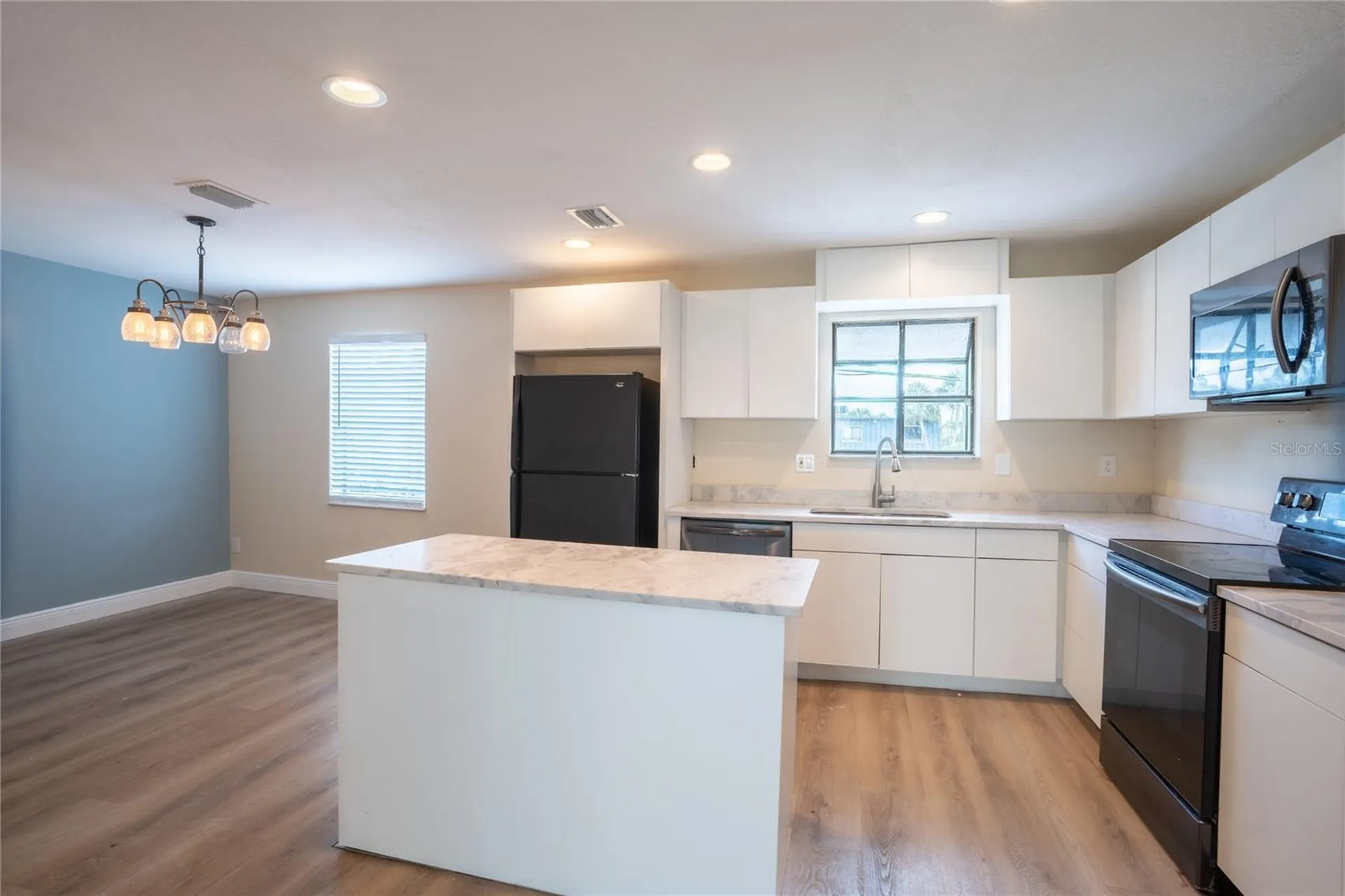 5409 Sweetwater Terrace Circle Tampa FL 33634