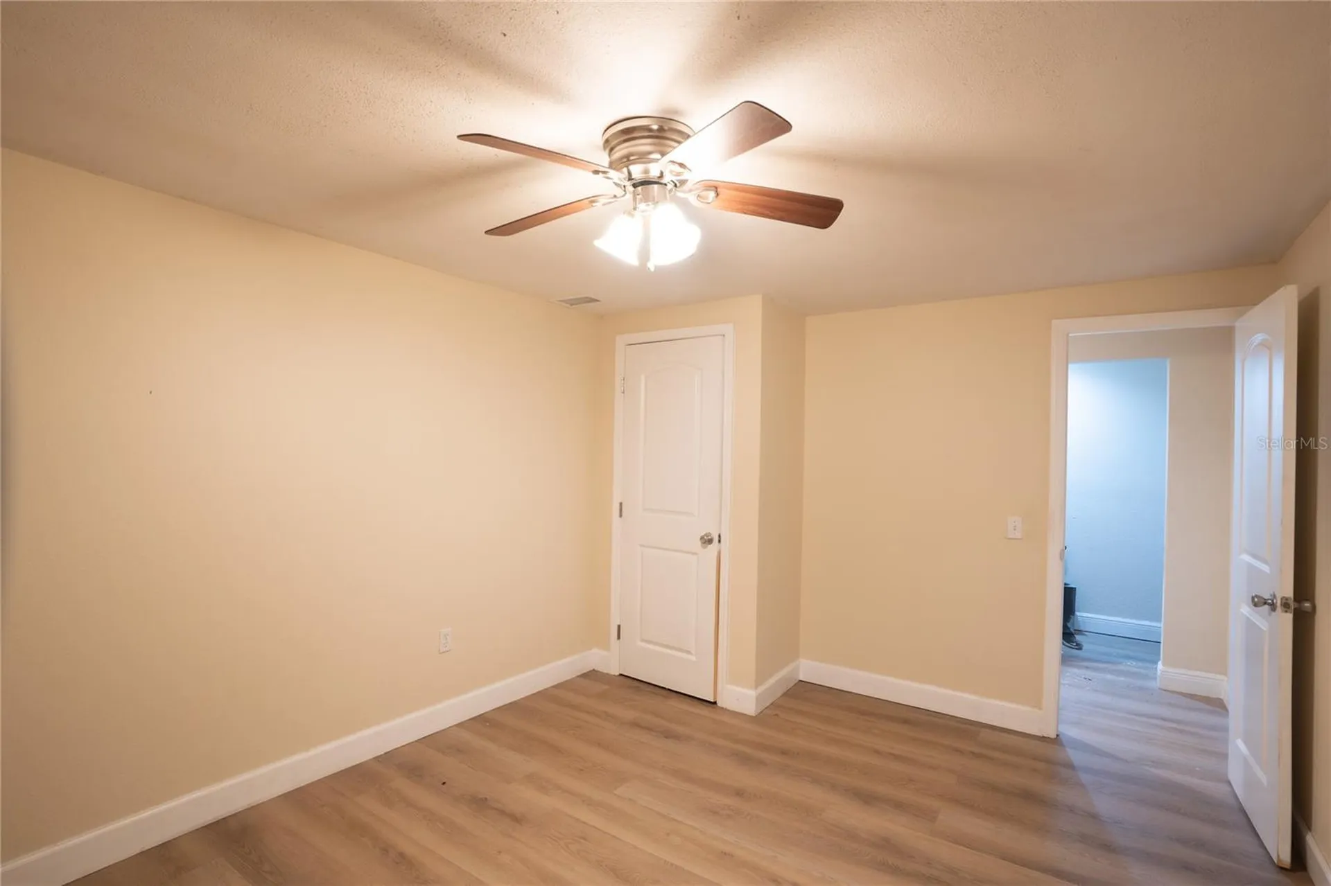 5409 Sweetwater Terrace Circle Tampa FL 33634
