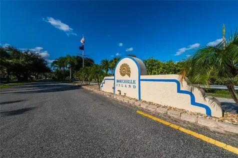 426 Bouchelle Drive New Smyrna Beach FL 32169