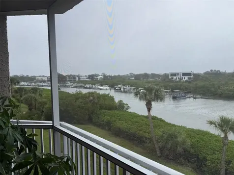 426 Bouchelle Drive New Smyrna Beach FL 32169