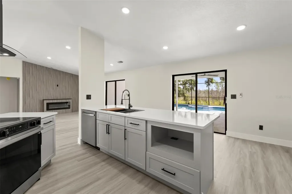 3007 Fayson Circle Deltona FL 32738