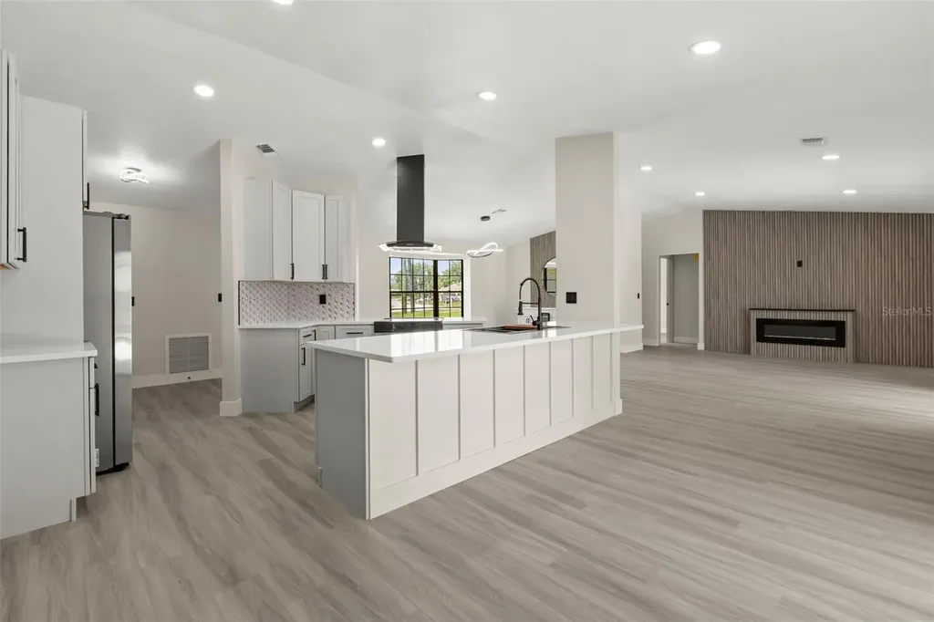 3007 Fayson Circle Deltona FL 32738