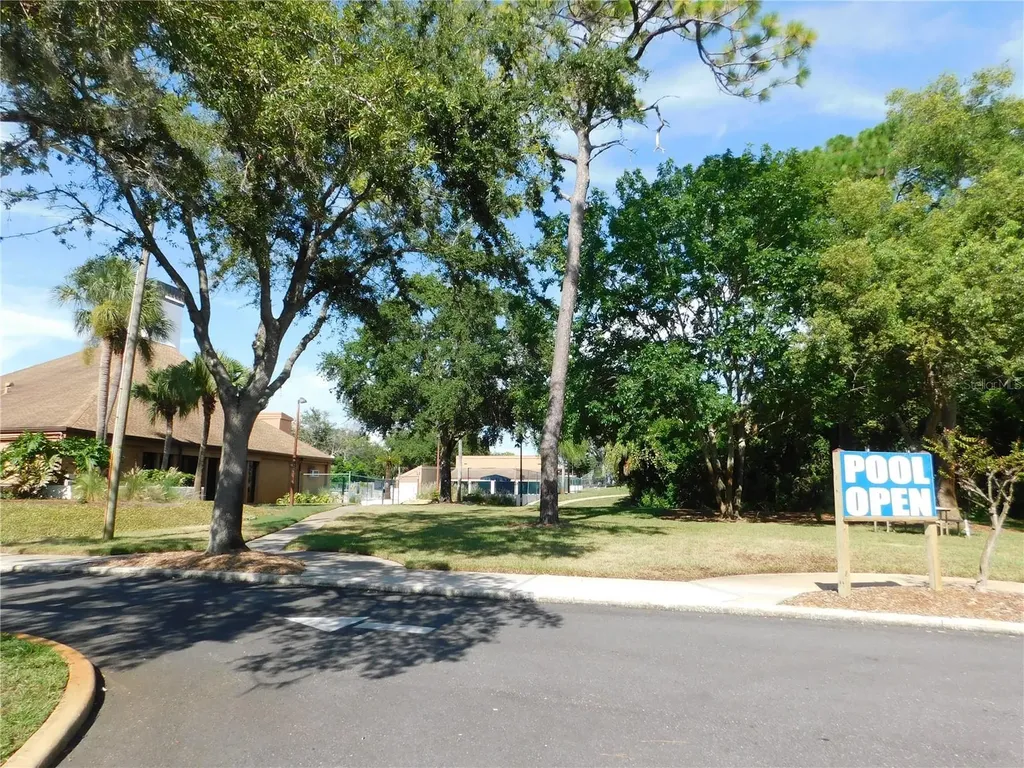 8020 Hunters Whip Row Hudson FL 34667