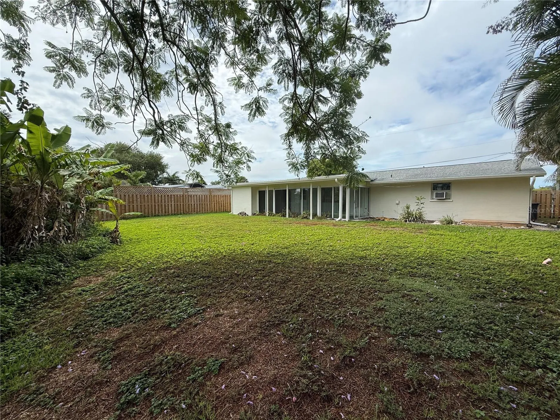 3211 Mayflower Street Sarasota FL 34231