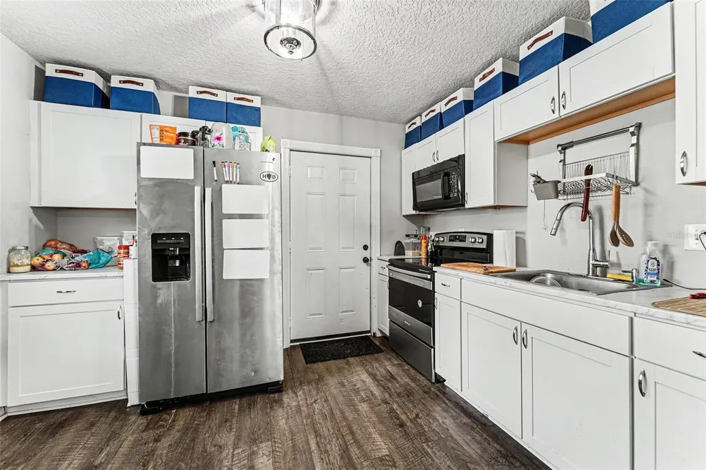 1024 Grant Avenue Mount Dora FL 32757