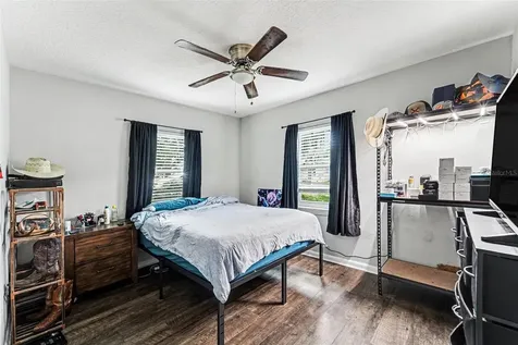 1024 Grant Avenue Mount Dora FL 32757
