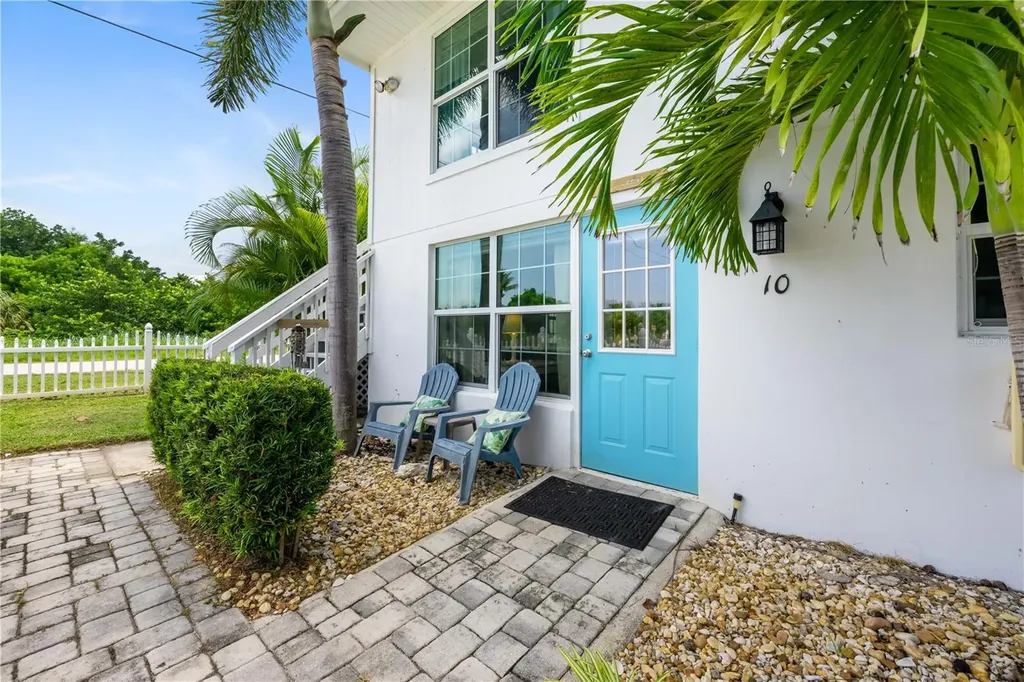 2502 Tamarind Drive Fort Pierce FL 34949