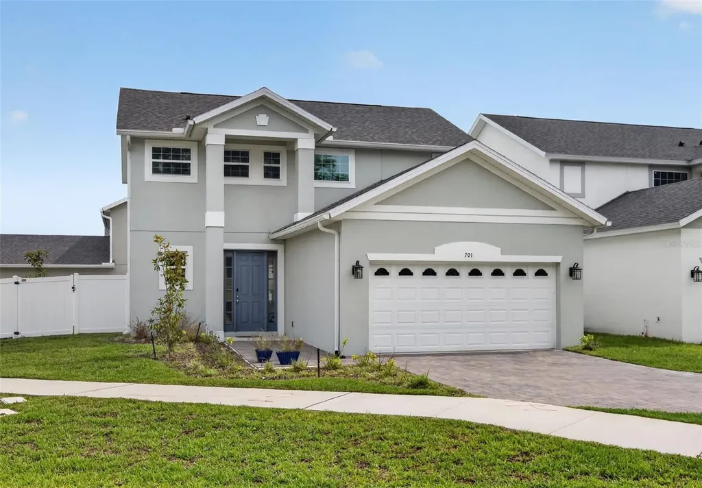 701 Dennis Avenue Orlando FL 32807