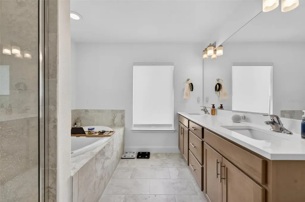 701 Dennis Avenue Orlando FL 32807