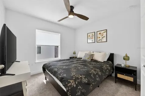 701 Dennis Avenue Orlando FL 32807