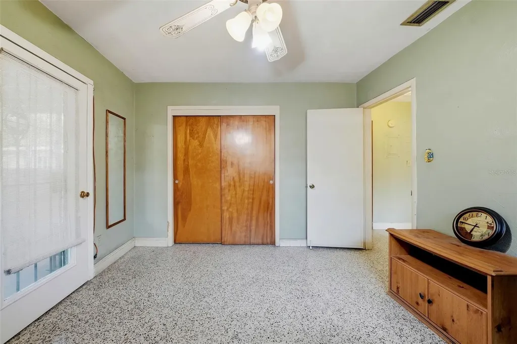 3004 W Gray Street Tampa FL 33609