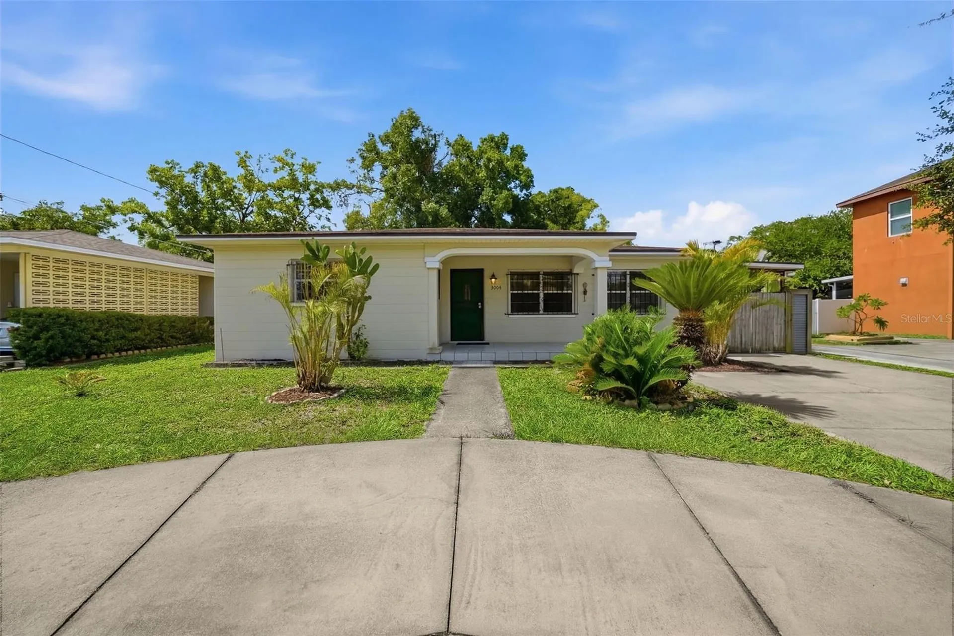 3004 W Gray Street Tampa FL 33609