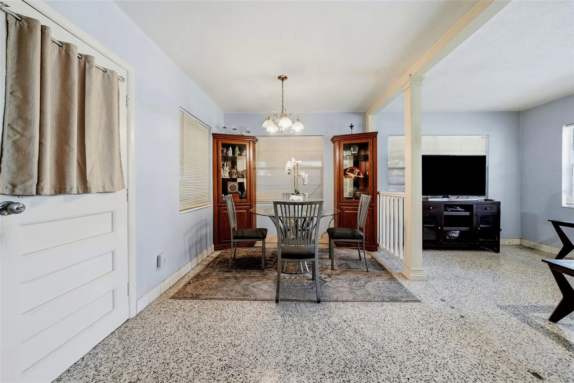 3004 W Gray Street Tampa FL 33609