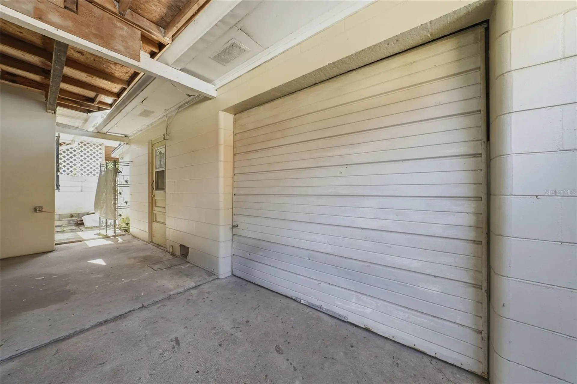 3004 W Gray Street Tampa FL 33609